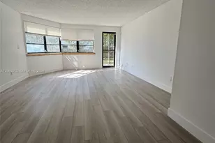 20860 San Simeon Way, Miami, FL 33179 - Photo 2