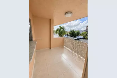 6850 W 14th Ct #C04, Hialeah, FL 33014 - Photo 8