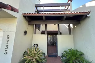 9735 Costa Del Sol Blvd, Doral, FL 33178 - Photo 4