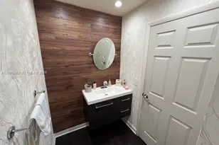 9735 Costa Del Sol Blvd, Doral, FL 33178 - Photo 44