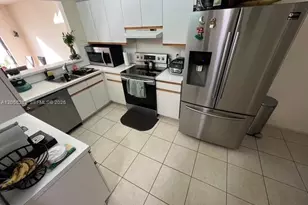 9735 Costa Del Sol Blvd, Doral, FL 33178 - Photo 42