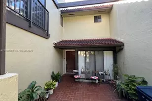 9735 Costa Del Sol Blvd, Doral, FL 33178 - Photo 16