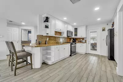 7420 Hope St, Hollywood, FL 33024 - Photo 10