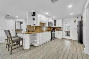 7420 Hope St, Hollywood, FL 33024 - Photo 10
