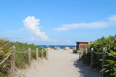 158 Ocean Dr #206, Miami Beach, FL 33139 - Photo 2