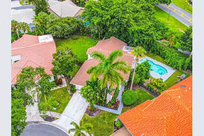 10665 San Bernardino Way, Boca Raton, FL 33428 - Photo 4