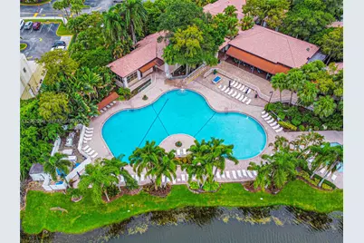 10665 San Bernardino Way, Boca Raton, FL 33428 - Photo 6