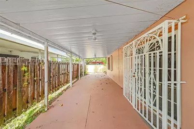 3201 W 76th St, Hialeah, FL 33018 - Photo 22