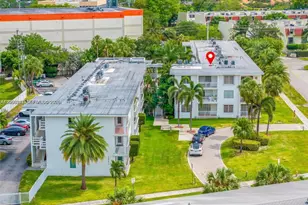 1631 NE 114th St, Miami, FL 33181 - Photo 34