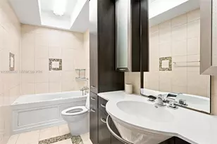 500 Bayview Dr, Sunny Isles Beach, FL 33160 - Photo 28
