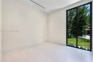 970 NE 92nd St, Miami Shores, FL 33138 - Photo 20
