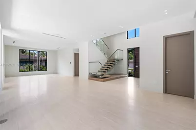 970 NE 92nd St, Miami Shores, FL 33138 - Photo 12