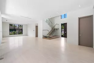 970 NE 92nd St, Miami Shores, FL 33138 - Photo 12