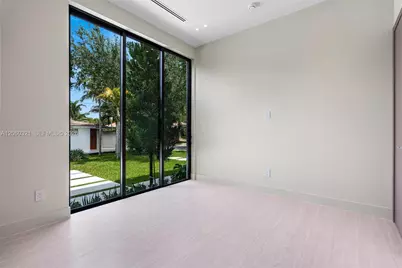 970 NE 92nd St, Miami Shores, FL 33138 - Photo 42