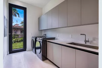 970 NE 92nd St, Miami Shores, FL 33138 - Photo 84