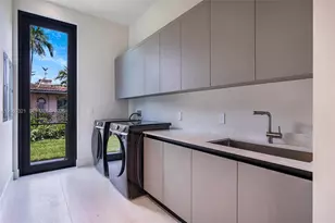 970 NE 92nd St, Miami Shores, FL 33138 - Photo 84