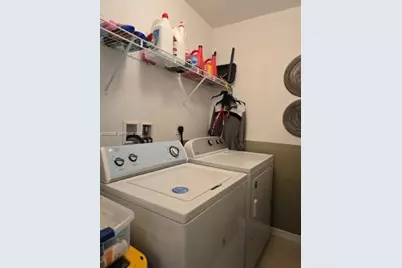 806 SW 143rd Ter, Pembroke Pines, FL 33027 - Photo 30