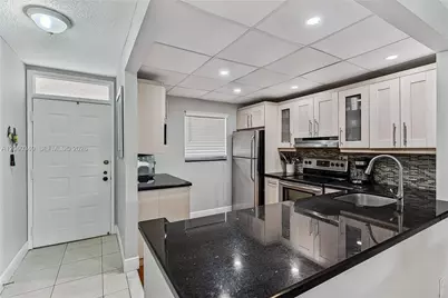 1541 S Ocean Blvd #313, Lauderdale by the Sea, FL 33062 - Photo 8
