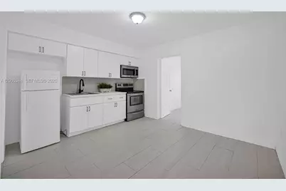 55 NE 165th St, Miami, FL 33162 - Photo 12