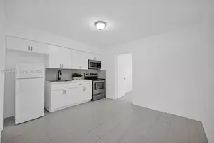 55 NE 165th St, Miami, FL 33162 - Photo 12