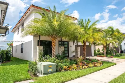 8981 NW 154th Ter #8981, Miami Lakes, FL 33018 - Photo 2