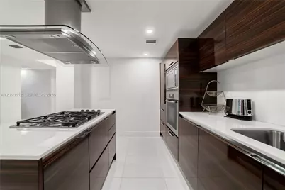 3739 Collins Ave #N-503, Miami Beach, FL 33140 - Photo 8