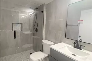 2151 NW 77th Way, Pembroke Pines, FL 33024 - Photo 2