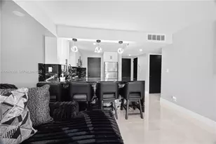 2302 S Cypress Bend Dr, Pompano Beach, FL 33069 - Photo 6