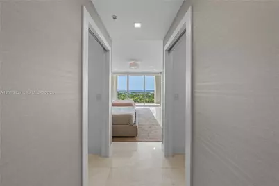 3400 SW 27th Ave #802, Miami, FL 33133 - Photo 14
