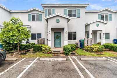 412 NW 12th Ave, Florida City, FL 33034 - Photo 2