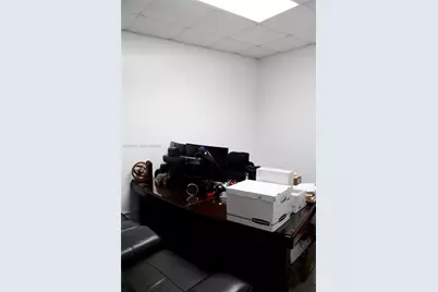 10891 NW 17th St #140, Sweetwater, FL 33172 - Photo 4