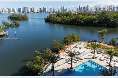 16385 Biscayne Blvd #1818, North Miami Beach, FL 33160 - Photo 24