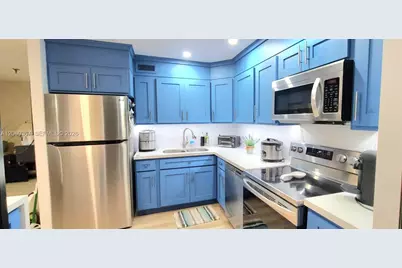 661 NE 195th St #407, Miami, FL 33179 - Photo 14