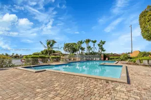 390 NW 86th Ct, Miami, FL 33126 - Photo 22