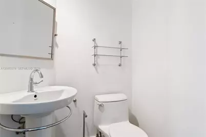 801 Brickell Key Blvd #2912, Miami, FL 33131 - Photo 16