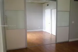 690 SW 1st Ct, Miami, FL 33130 - Photo 12