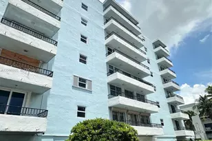 720 Collins Ave, Miami Beach, FL 33139 - Photo 1