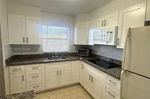 9580 Sunrise Lakes Blvd, Sunrise, FL 33322 - Photo 2