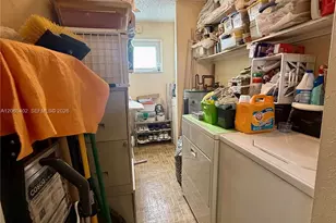 30 NW 87th Ave, Miami, FL 33172 - Photo 36
