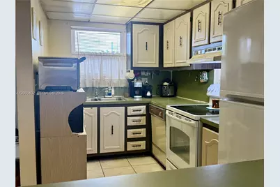 30 NW 87th Ave #C219, Miami, FL 33172 - Photo 12