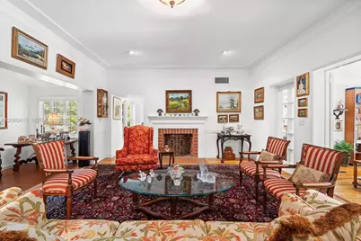 2301 N Greenway Dr, Coral Gables, FL 33134 - Photo 6