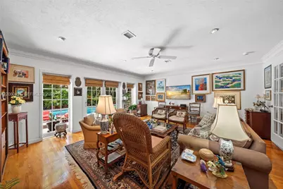 2301 N Greenway Dr, Coral Gables, FL 33134 - Photo 10