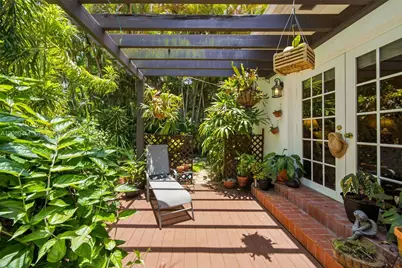 2301 N Greenway Dr, Coral Gables, FL 33134 - Photo 20