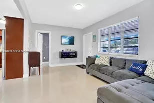 6930 SW 12th St, Pembroke Pines, FL 33023 - Photo 14