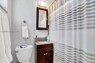 6930 SW 12th St, Pembroke Pines, FL 33023 - Photo 20