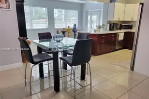 6930 SW 12th St, Pembroke Pines, FL 33023 - Photo 10