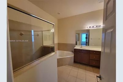 9282 SW 171st Ct, Miami, FL 33196 - Photo 14