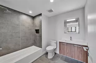 840 NE 130th St, North Miami, FL 33161 - Photo 18