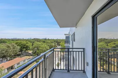 840 NE 130th Street #603, North Miami, FL 33161 - Photo 2