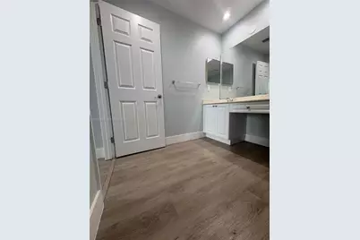 2100 Greenview Shores Blvd #513, Wellington, FL 33414 - Photo 10